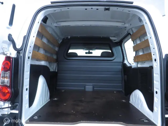 Citroën Berlingo bestel 1.6 BlueHDI 75 Club 2016 Diesel 11