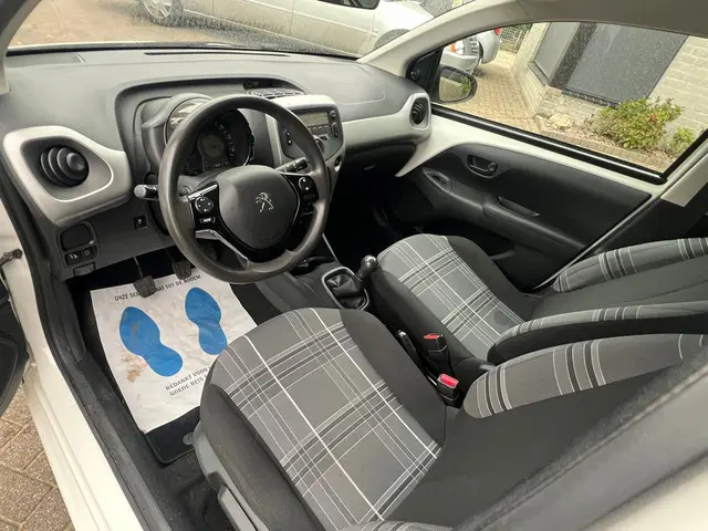 Peugeot 108 1.0 e-VTi Active *Airco*Garantie* 2017 Benzine 8