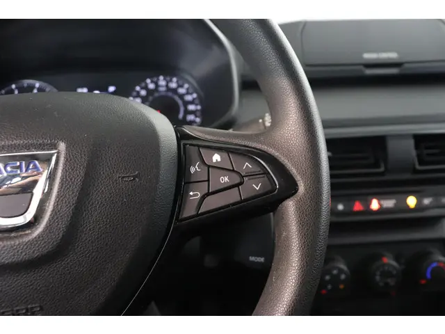 Dacia Sandero 1.0 TCe 100 Bi-Fuel Essential 2021 Benzine 23