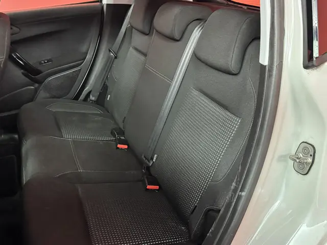 Peugeot 208 1.2 PureTech Allure 2019 Benzine 8