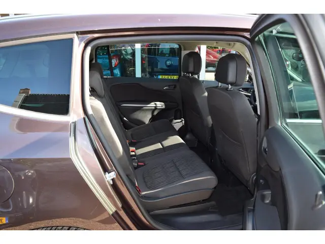 Opel Zafira 1.4 Turbo Busin Exec 7p. 2018 Benzine 15