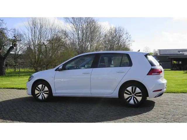 Volkswagen e-Golf E-DITION 2019 Elektrisch 5