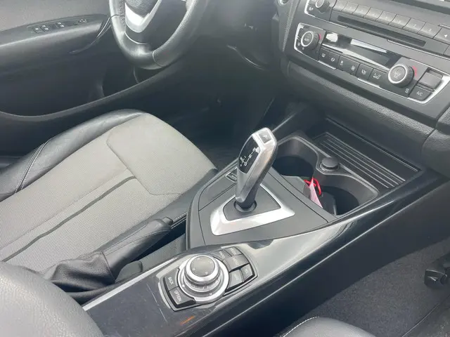 BMW 1 Serie 118i High Executive 2013 Benzine 14