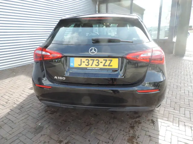 Mercedes-Benz A-Klasse 160 2020 Benzine 14