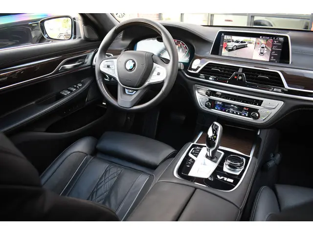 BMW 7 Serie M760Li xDrive 2019 Benzine 91
