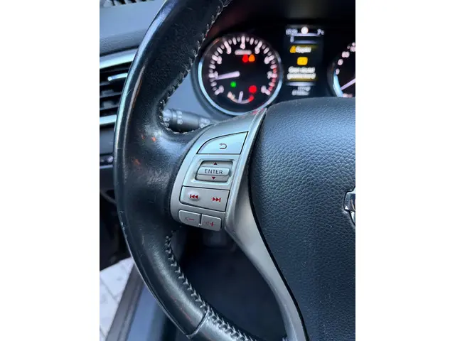 Nissan QASHQAI 1.2 N-Connecta Panorama 2017 Benzine 53