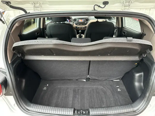 Hyundai i10 1.0i i-Motion Comfort // Airco // 2017 Benzine 17