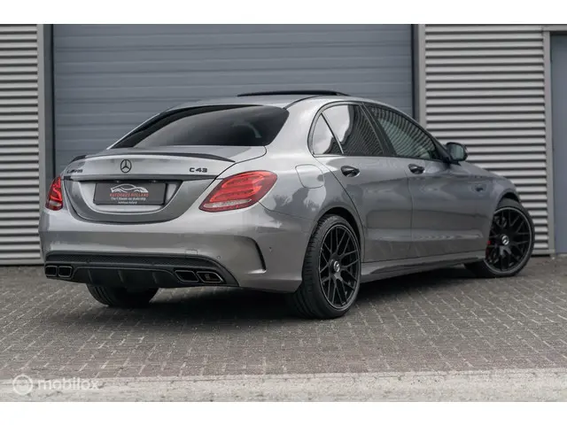 Mercedes-Benz C-Klasse 43 AMG 4MATIC 2015 Benzine 6