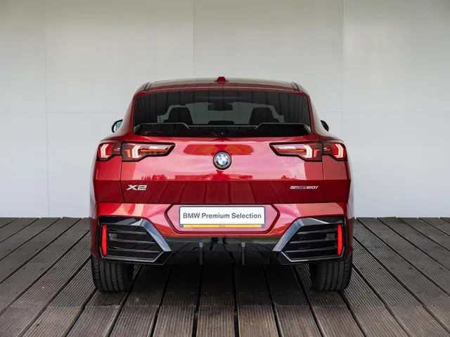 BMW X2 sDrive20i 2024 Benzine 6