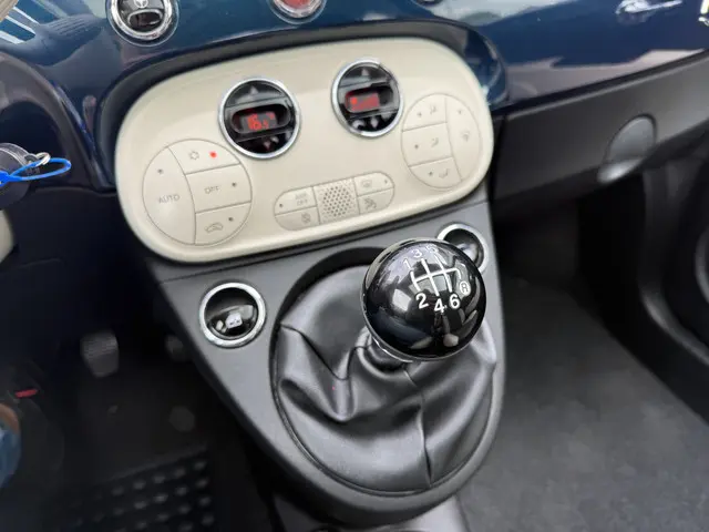 Fiat 500 1.0 Hybrid Launch Edition 2021 Hybride Benzine 20
