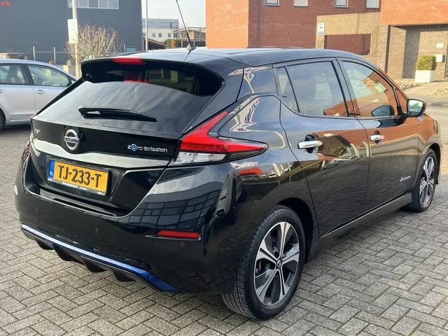 Nissan Leaf 2.ZERO EDITION 40 kWh 2018 Elektrisch 6