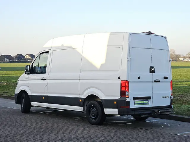 MAN TGE 3.140 2022 Diesel 6