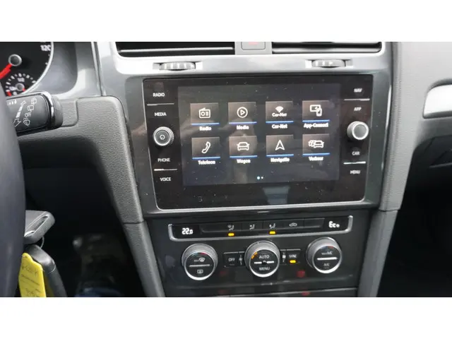 Volkswagen e-Golf E-DITION Warmtepomp 2020 Elektrisch 8
