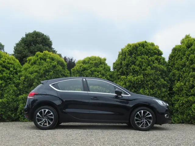 DS DS 4 1.2 PureTech Business*Navi*Xenon*Pdc* 2016 Benzine 9