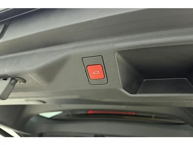 Peugeot 5008 1.2 Hybrid 145 GT 2025 Hybride Benzine 13