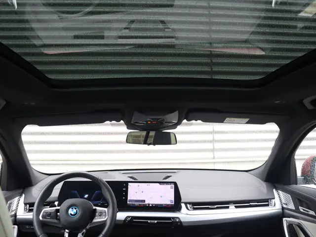 BMW iX2 eDrive20 2025 Elektrisch 33