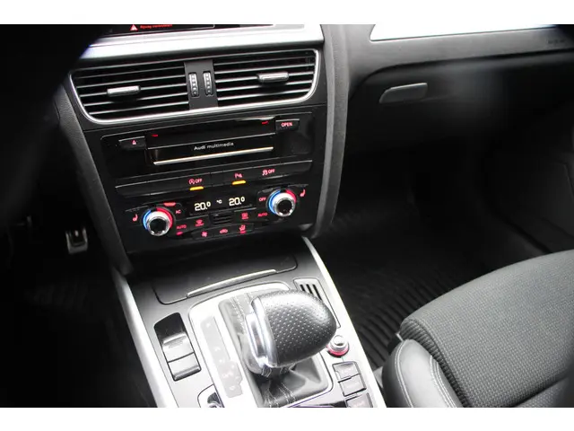 Audi A4 Avant 1.8 TFSI Pro Line S 2013 Benzine 15