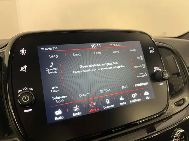 Fiat 500 1.0 Hybrid Dolcevita 2024 Hybride Benzine 14