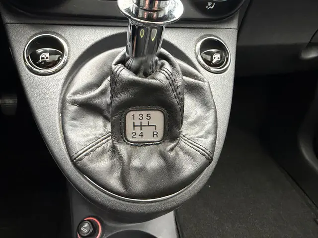 Fiat 500 1.2 Popstar Airco Pano Navi PDC 2016 Benzine 17