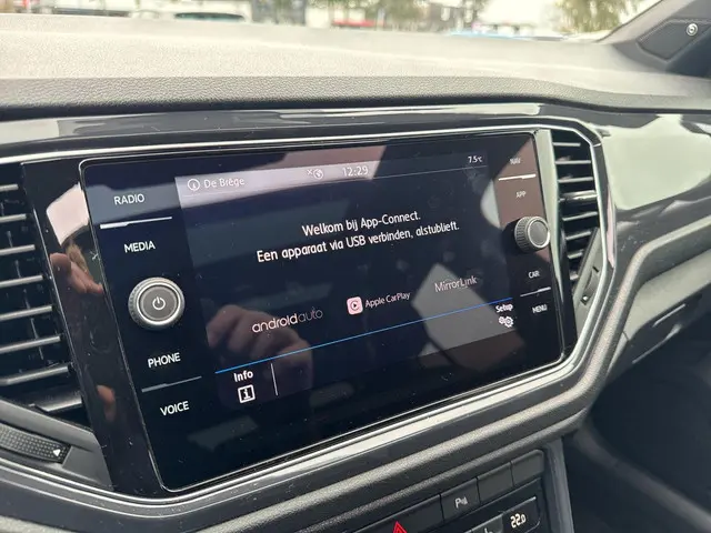 Volkswagen T-Roc 1.5 TSI Sport 2019 Benzine 19