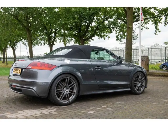 Audi TT 3