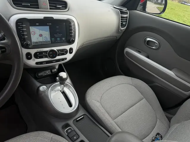 Kia e-Soul EV ExecutiveLine 27 kWh 2015 Elektrisch 12