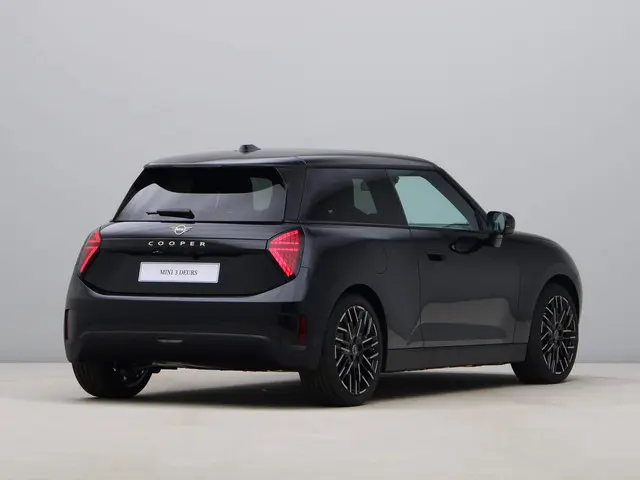 MINI 3-Deurs Cooper E 2024 Elektrisch 9