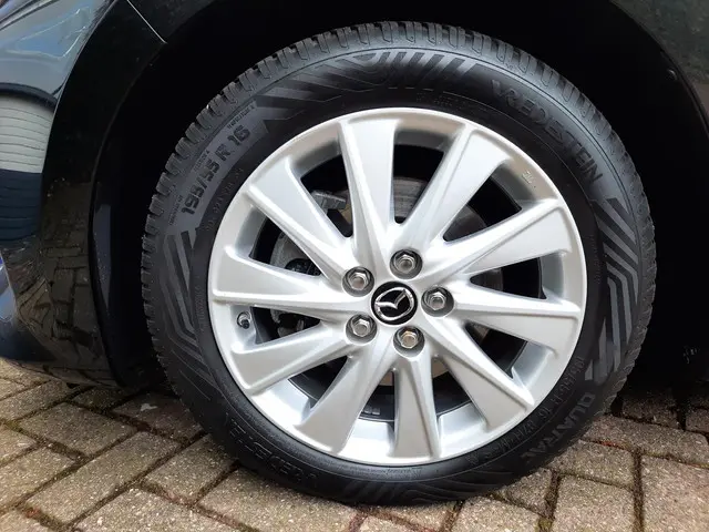 Mazda 2 Hybrid 1.5 Select 2022 Hybride Benzine 23