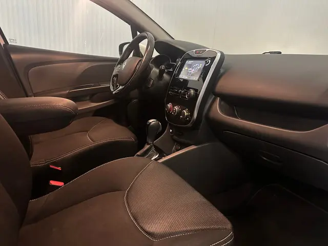 Renault Clio 1.2 Expression 2015 Benzine 11