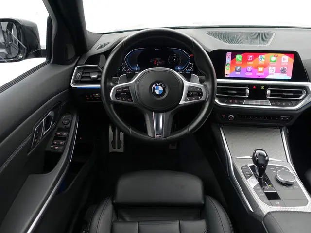 BMW 3 Serie 320e M Performance Aut- 2021 Hybride Benzine 7