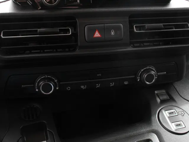 Opel Combo 1.5 BlueHDi 130 S&S L2 Automaat 2024 Diesel 27