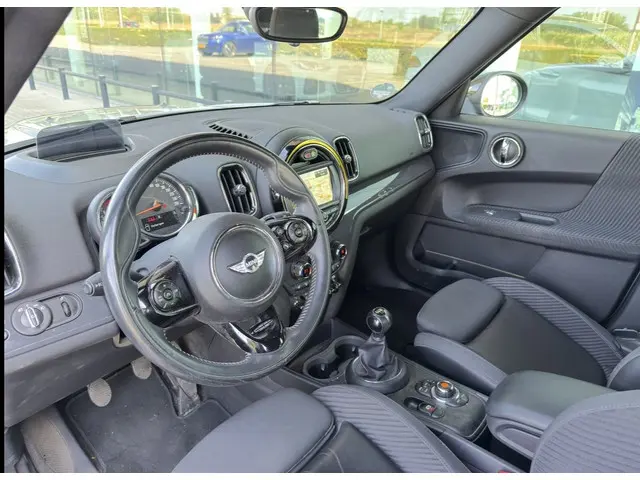 MINI Countryman Cooper Chili 2018 Benzine 4
