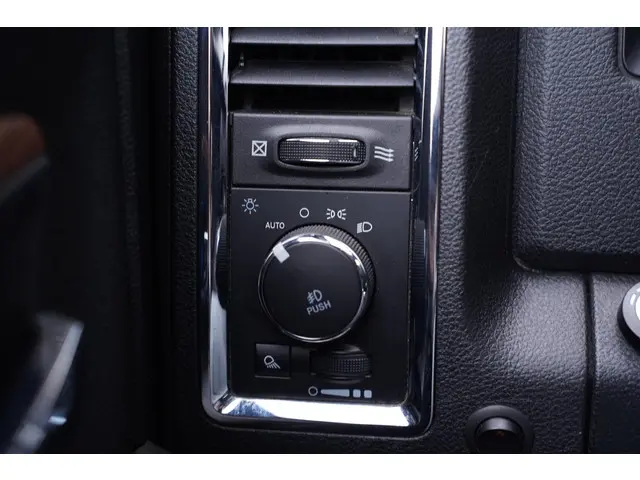 Dodge Ram 1500 5.7 V8 4x4 Crew Cab 5'7 Rebel 2019 Benzine 40