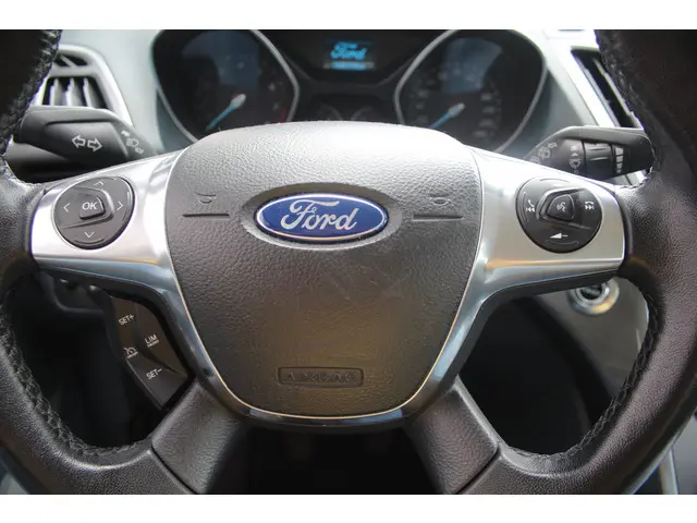 Ford C-MAX 1.0 Titanium 126 Pk 2013 Benzine 21