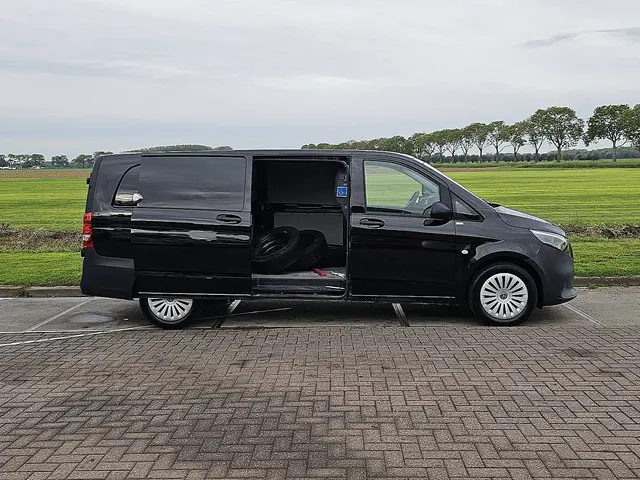 Mercedes-Benz Vito 114 2024 Diesel 11