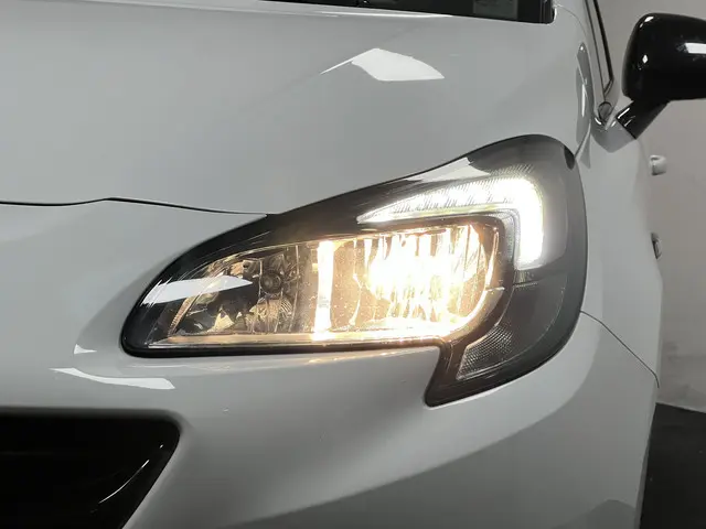 Opel Corsa 1.0 Turbo Black Roof Edition 2017 Benzine 35