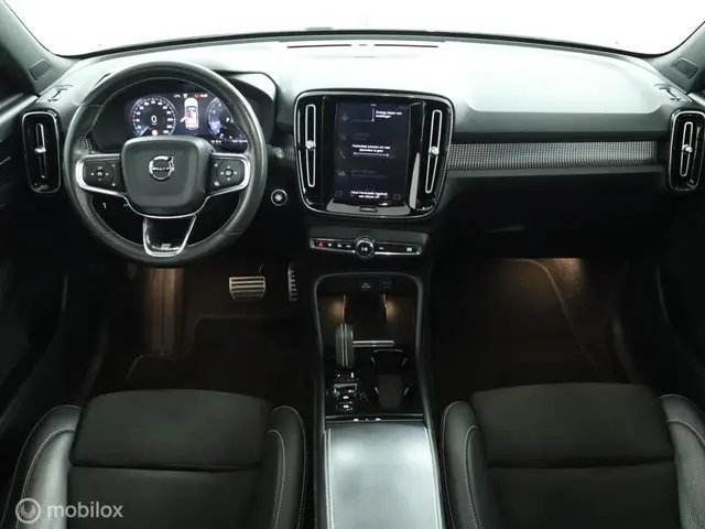 Volvo XC40 2.0 T5 AWD R-Design full option 2018 Benzine 69