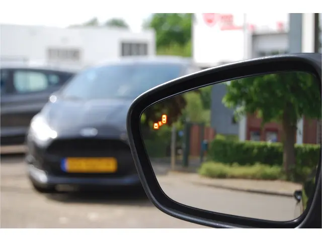 Ford Kuga 2.5 PHEV 243 PK Active X 2024 Hybride Benzine 33