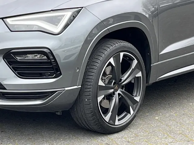 SEAT Ateca 1.5 TSi DSG FR Business Intense 2024 Benzine 9