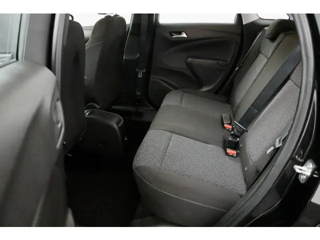 Opel Crossland X 1.2 Innovation zwart 2018 Benzine 29