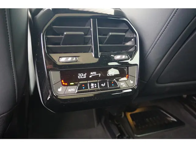 BMW iX xDrive50 2021 Elektrisch 20