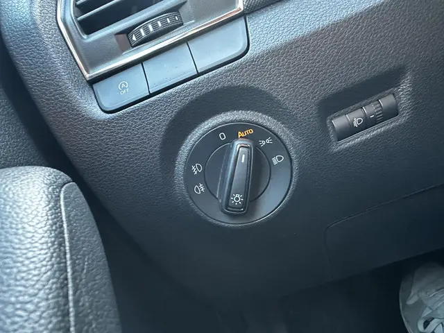 Škoda Fabia 1.0 TSI Sport business 2021 Benzine 25