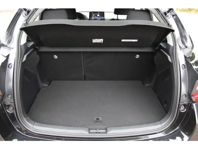Toyota Yaris 1.5 Hybrid Dynamic 2023 Hybride Benzine 14