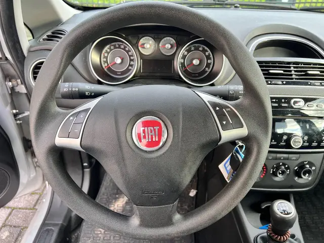 Fiat Punto Evo 1.3 M-Jet Pop 2013 Diesel 12