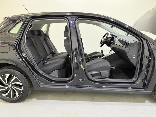 Volkswagen Polo VI HB 1.0 TSI Life 2023 Benzine 15