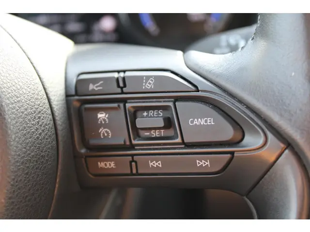 Mazda 2 Hybrid 1.5 Select 2022 Hybride Benzine 17