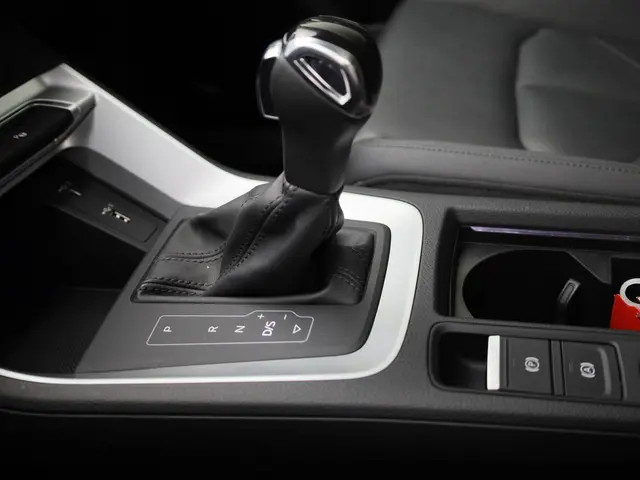 Audi Q3 35 TFSI/150PK Business Ed 2020 Benzine 16