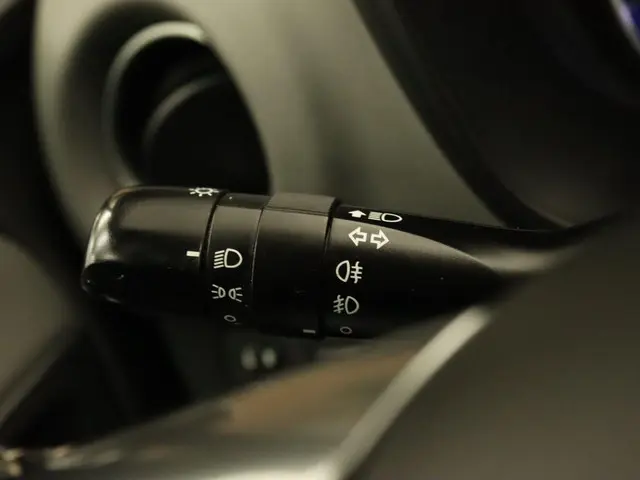 Toyota Yaris 1.5 Hybrid Aspiration 2015 Hybride Benzine 23