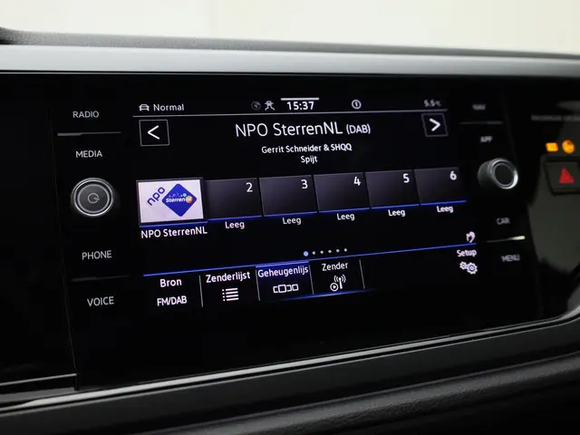 Volkswagen Taigo 1.0TSI/115PK R-Line DSG 2025 Benzine 34