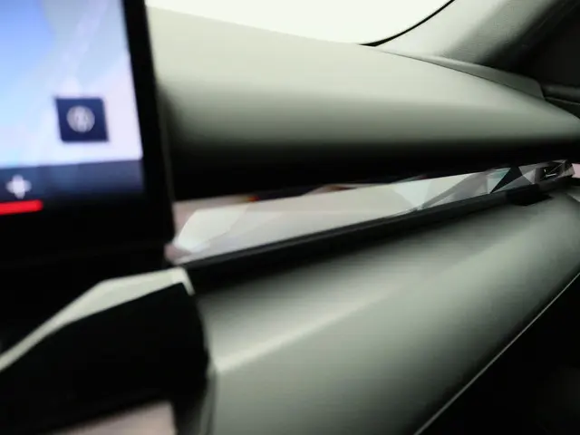 BMW 5 Serie Touring 550e xDrive 2025 Hybride Benzine 22